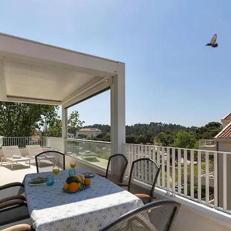 Penthouse Nikolina-50m To Beach! - Exklusiv 마카르스카