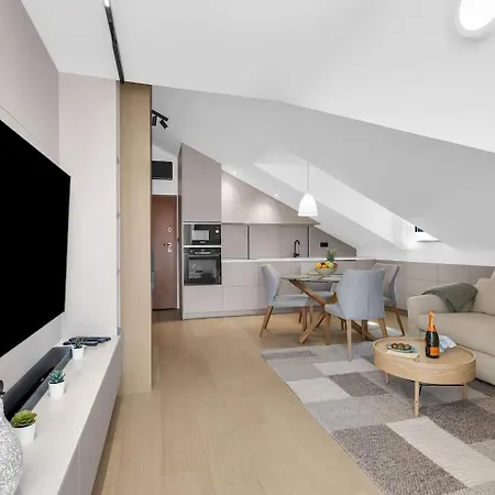 דירה Penthouse Nikolina-50m To Beach! - Exklusiv מאקרסקה